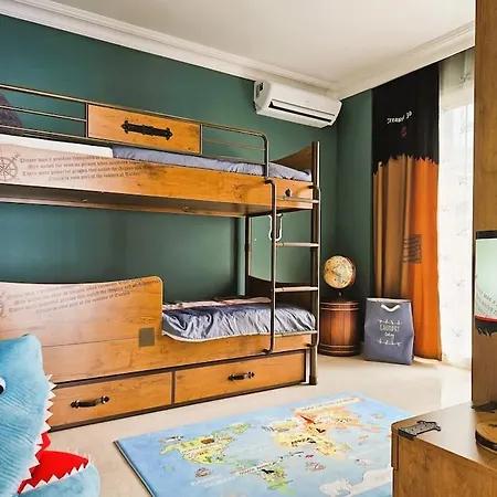 Family Paradise Sea View Hotel *