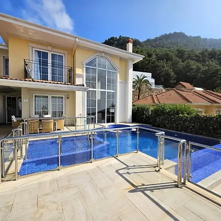 Family Paradise Sea View *